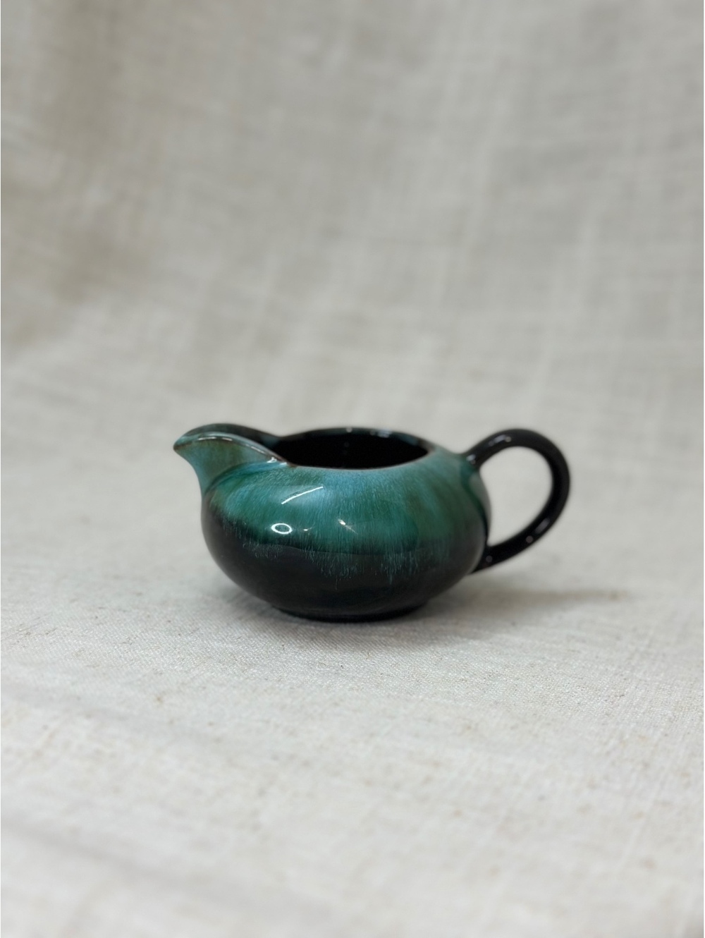 READ Vintage Blue Mountain Pottery 2" Mini Creamer Jug Canada Green Drip Glaze
